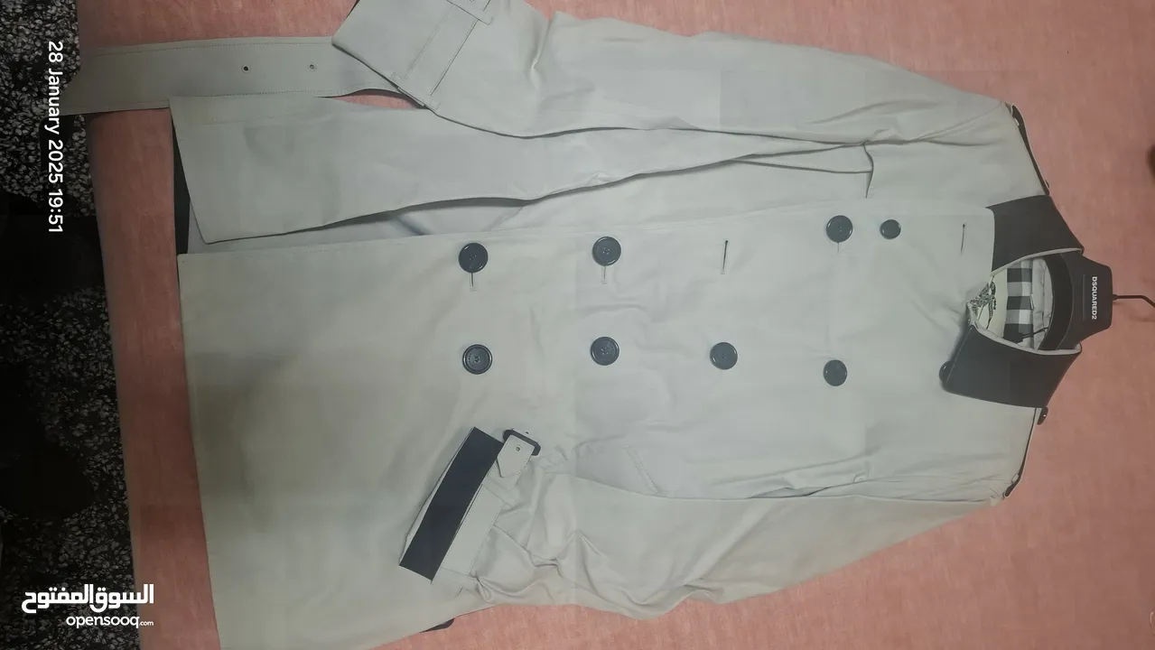 New unworn suit and trench coat burberry