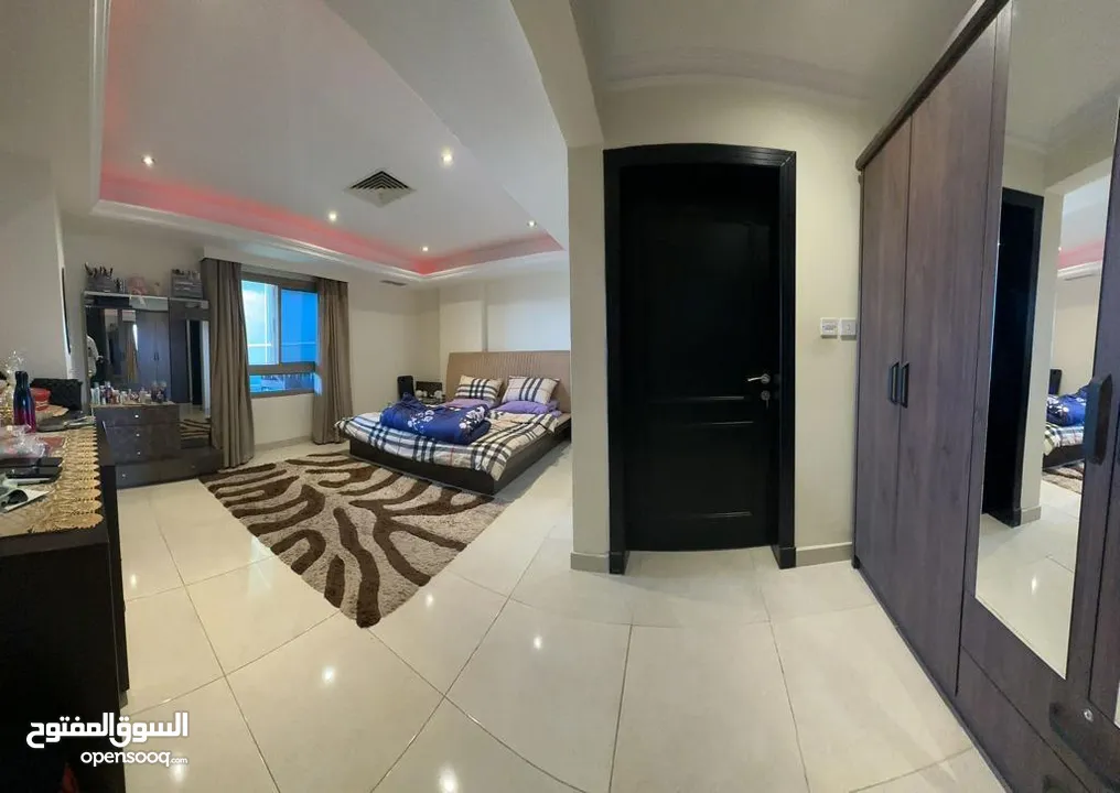 3 Bedroom Apartment for Sale in Busaiteen