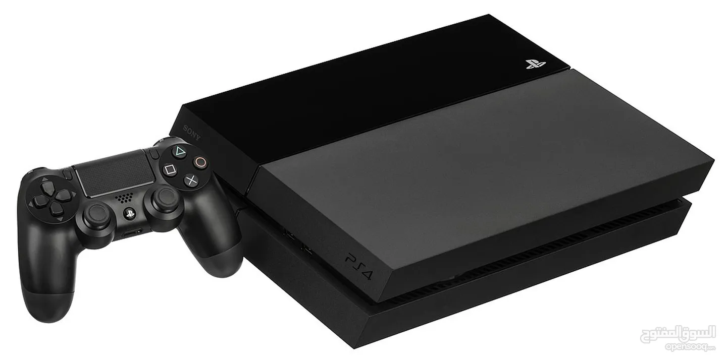 بلايستيشن PS4 مستعمل بحالة ممتازة مع يد اصلية ويد كوبي ون