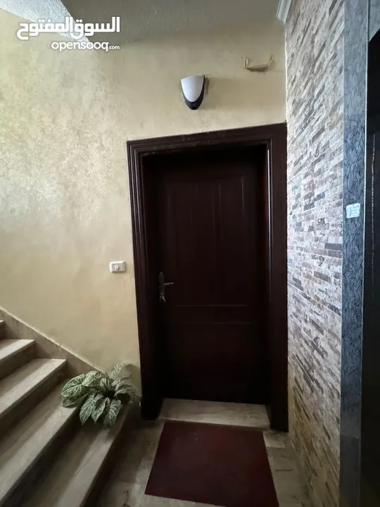 شقة غير مفروشة للإيجار ( Property 43230 )-174893935