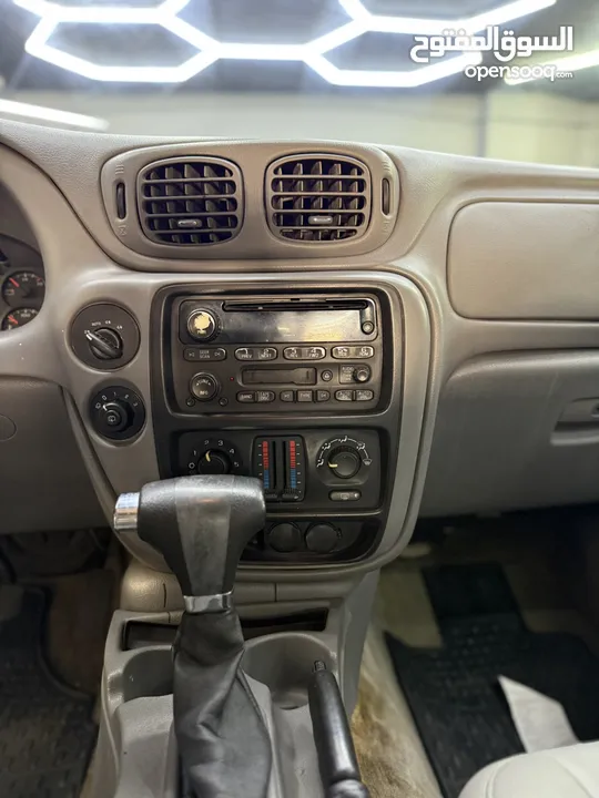 شيفروليه تريل بليزر 2009 4.2 4*4 فحص كامل CHEVROLET TRAILBLAZER 2009 4.2 4*4