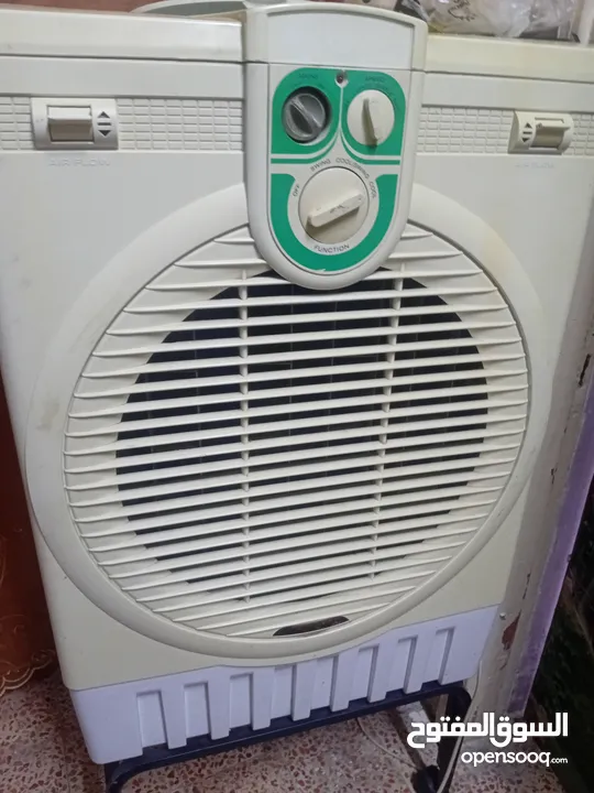 مكيف للبيع بسعر مغري