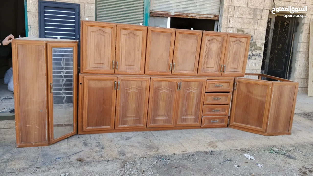 عالم المستعمل كل ما تتمناه تحت سقف واحد ابواب خشب ابواب حديد شبابيك المنيوم