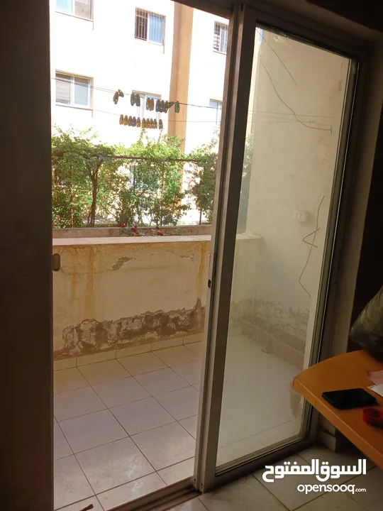 شقة للبيع في ضاحية الاميرة ايمان خلف السوق المركزي