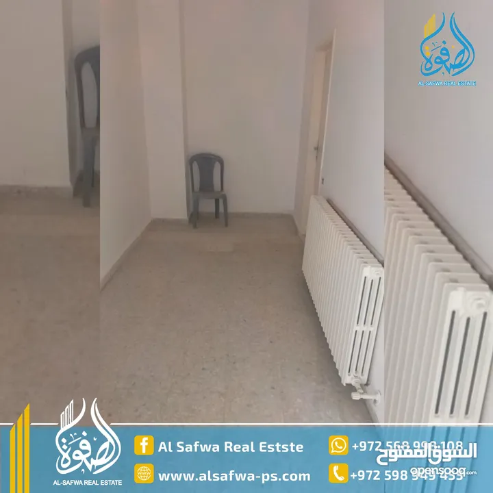 مكاتب للايجار الارسال قرب شركه الكهرباء الشارع الرئيسي مساحات واسعه