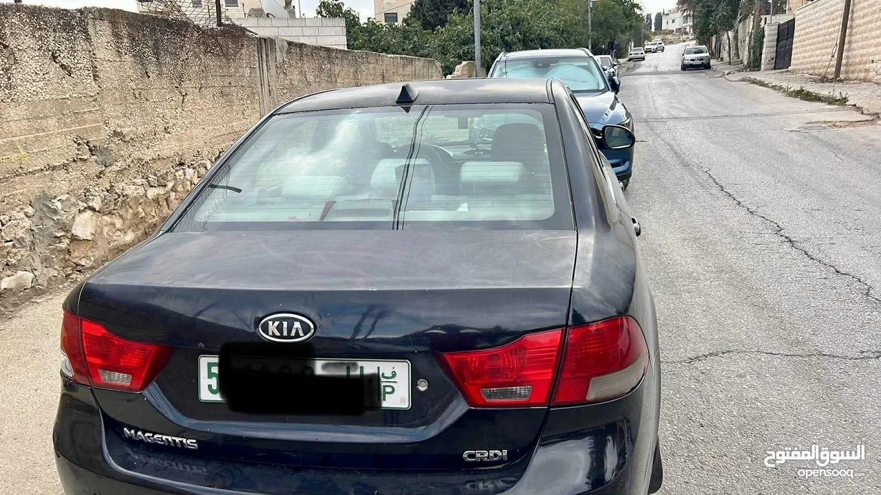 سيارة للبيع