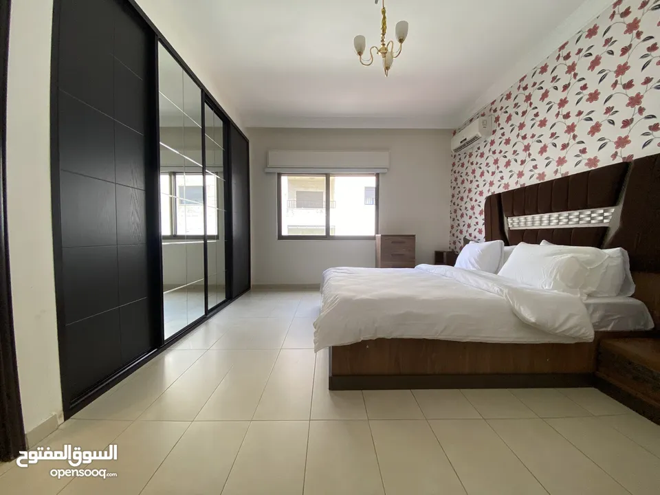 شقة فخمة مفروشة كامل للإيجار-طابق ثاني-110م-الصويفية- 3 دقايق من Swefieh village