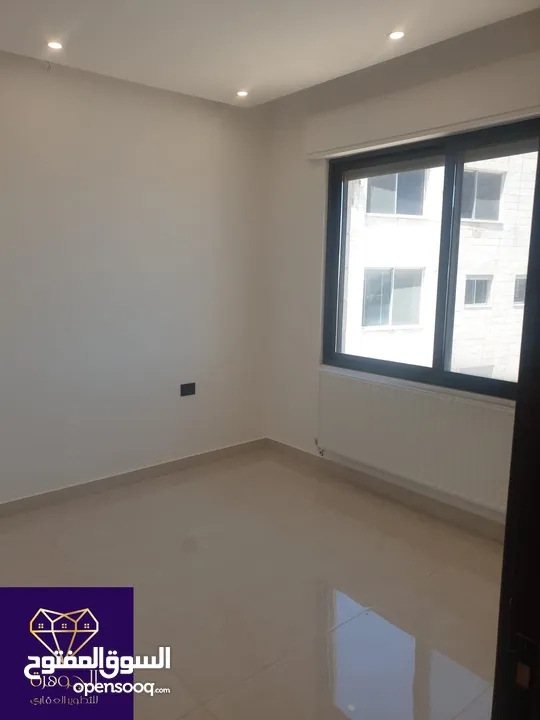 شقة طابق اول فخمه ومميزة جديدة لم تسكن لقطه وبسعر مغري جداااا عرض خاص أرقى مناطق عرقوب خلدا