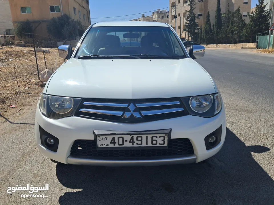 ميتسوبيشي L200 موديل 2015 للبيع بنزين واطي