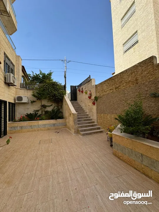 شقة غير مفروشة للإيجار ( Property 43230 )-174893935