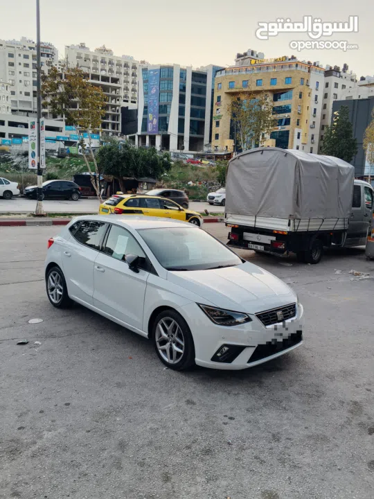 اذا مش حبة مميزة ما تركبها.  SEAT Ibiza FR 2022 بحالة الوكالة دهان شركة مميزة بكل تفاصيلها حبة مخازن