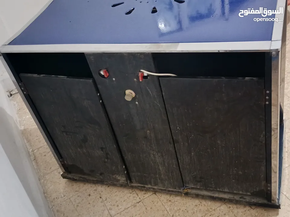 صوبة فير بليس استخدام بسيط    القياس عرض115/ارتفاع90/بعمق55  للبيع 70دينار وللشرا ما بقصر معو ان شاء