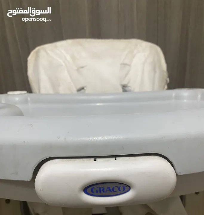 كرسي طعام امريكي ماركة graco بسعر مميز