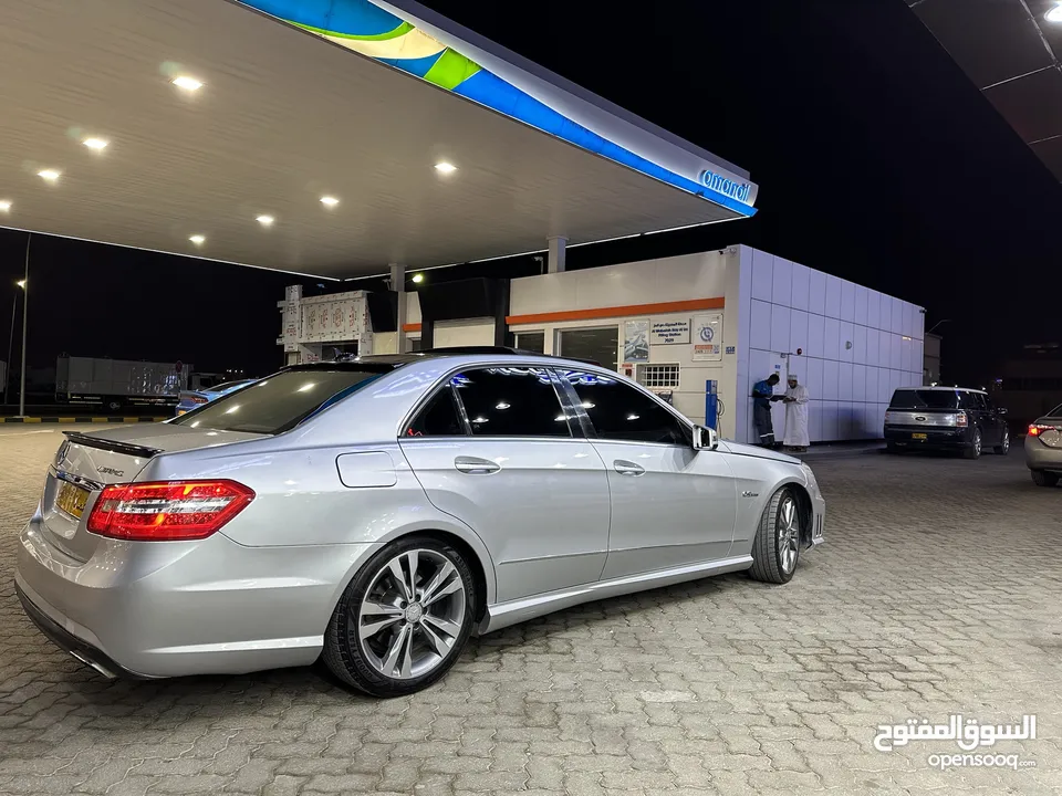 مرسيدس E350 بانوراما فول نضيف جدا للبيع او البدل