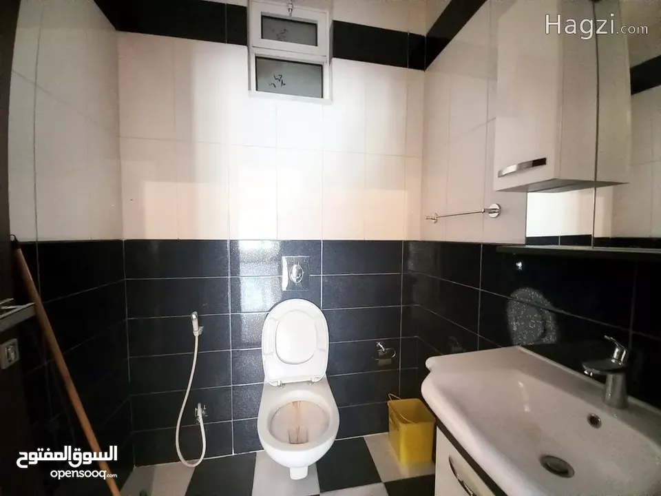 شقة غير مفروشة للايجار في مرج الحمام ( Property 33482 ) سنوي فقط