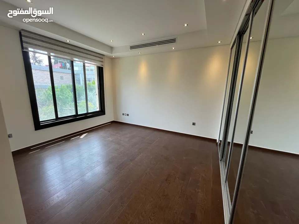 شقة شبه مفروشة للايجار في دوار الرابع ( Property 36994 ) سنوي فقط