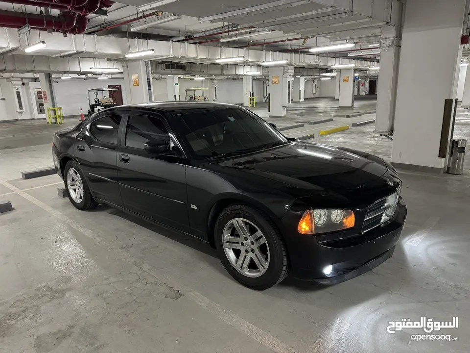 Dodge Charger V6 3.5L high output engine