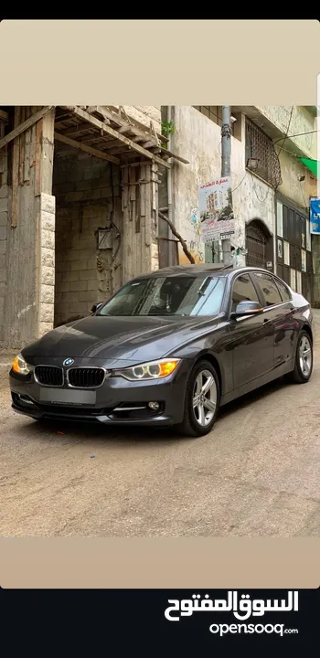 BMW 320i للبيع بدل