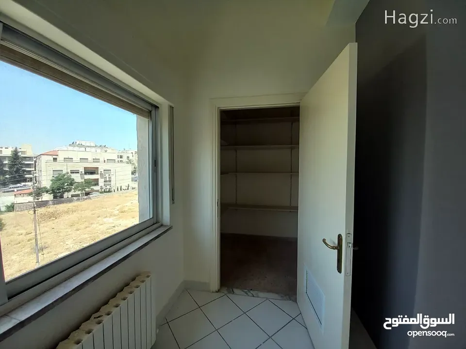 شقة غير مفروشة للإيجار 375م2 ( Property 16734 ) سنوي فقط