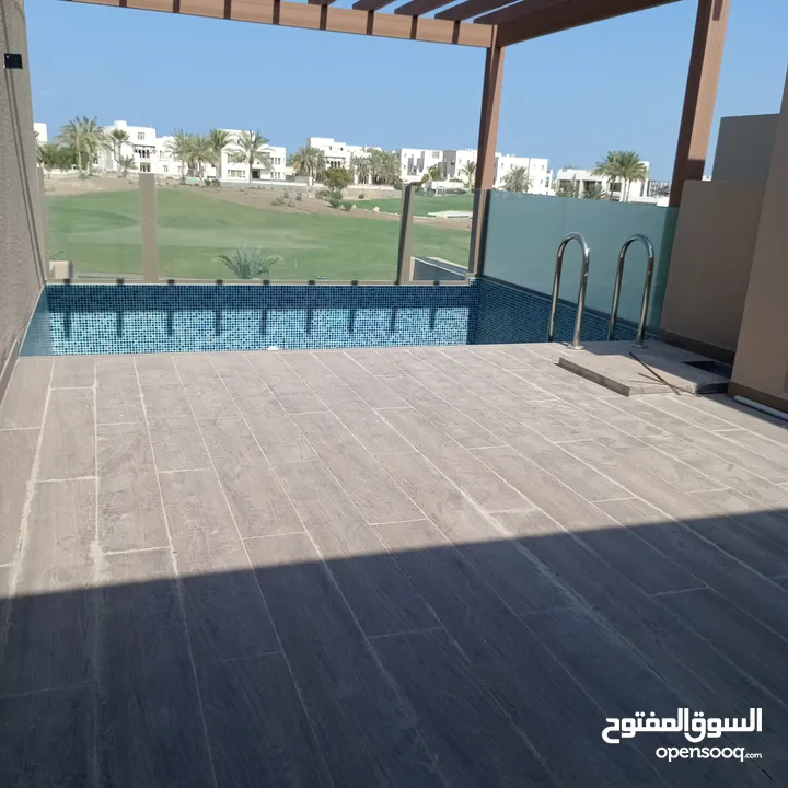 Freehold Brand New 4-Bedroom Townhouse for Sale in Muscat Hills