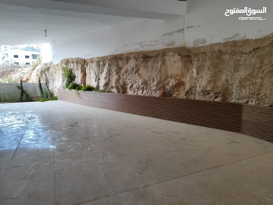 شقة فاخرة للبيع – الطيرة  امتداد شارع المطل