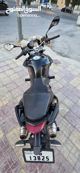 دراجة ابريليا 750 cc بحالة ممتازة 2016 ماشية 24000 فقط مالك ثاني صيانة دورية في الشركة 3200 دينار