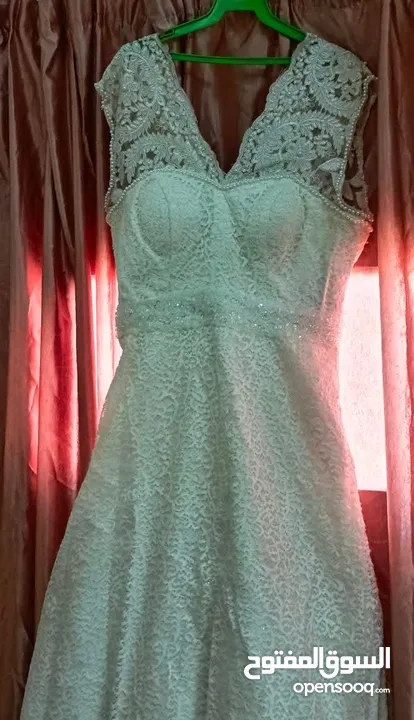 فساتين سهره وبدلة عرس استعمال مره واحده