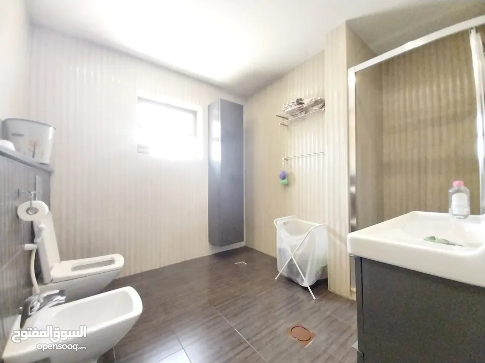 شقه للبيع في منطقه طريق المطار ( Property ID : 32206 )