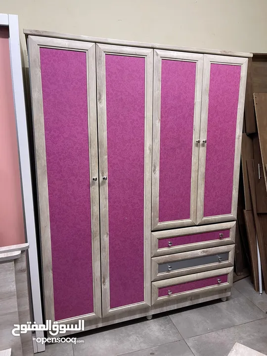 غرفة نوم بتختين مفرد وكومدينة ومكتبة وخزانة سعر حرق