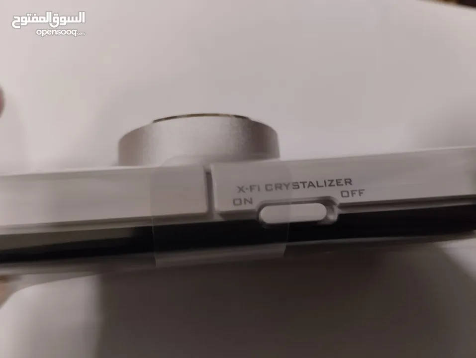 جهاز Creative Xmod هو:  معالج صوت خارجي (USB sound processor مدينة الزرقاء