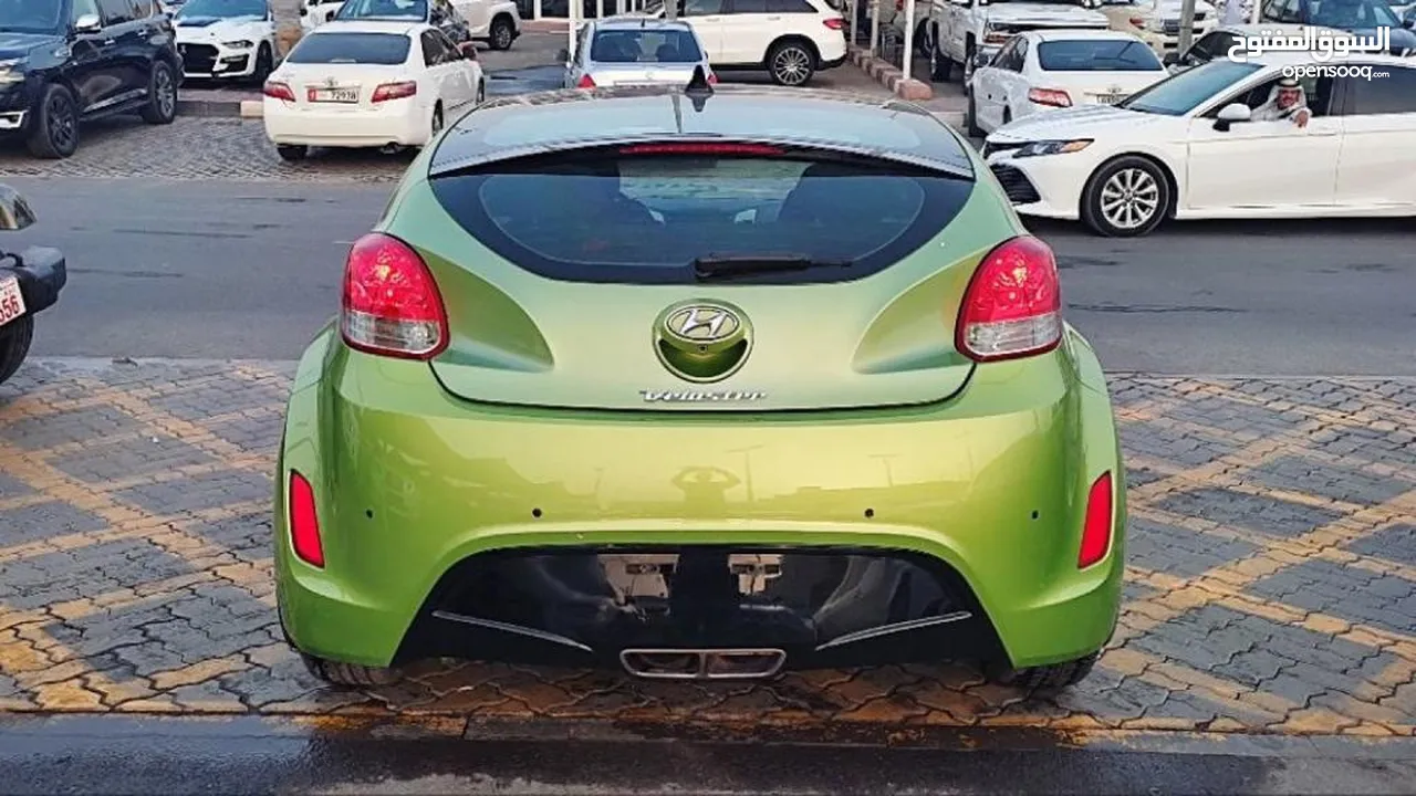 Hyundai Veloster FULL OPTION GCC 2015 panorama