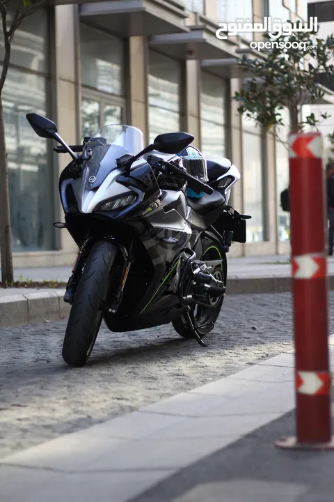 دراجة CF MOTO 250SR للبيع كاش فقط