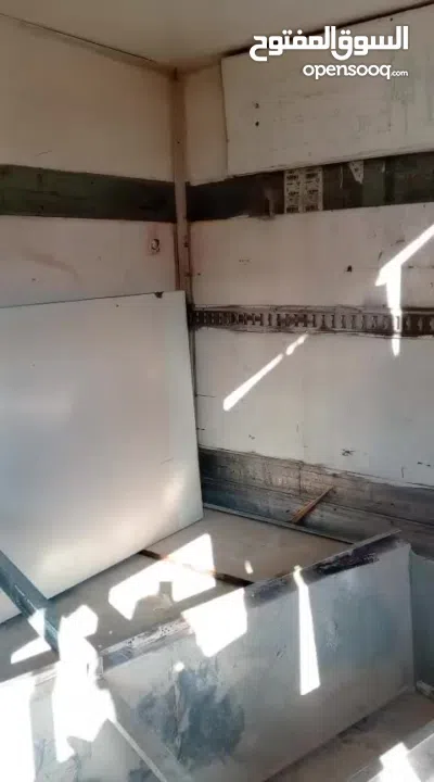 كونتينر للبيع بسعر لقطة