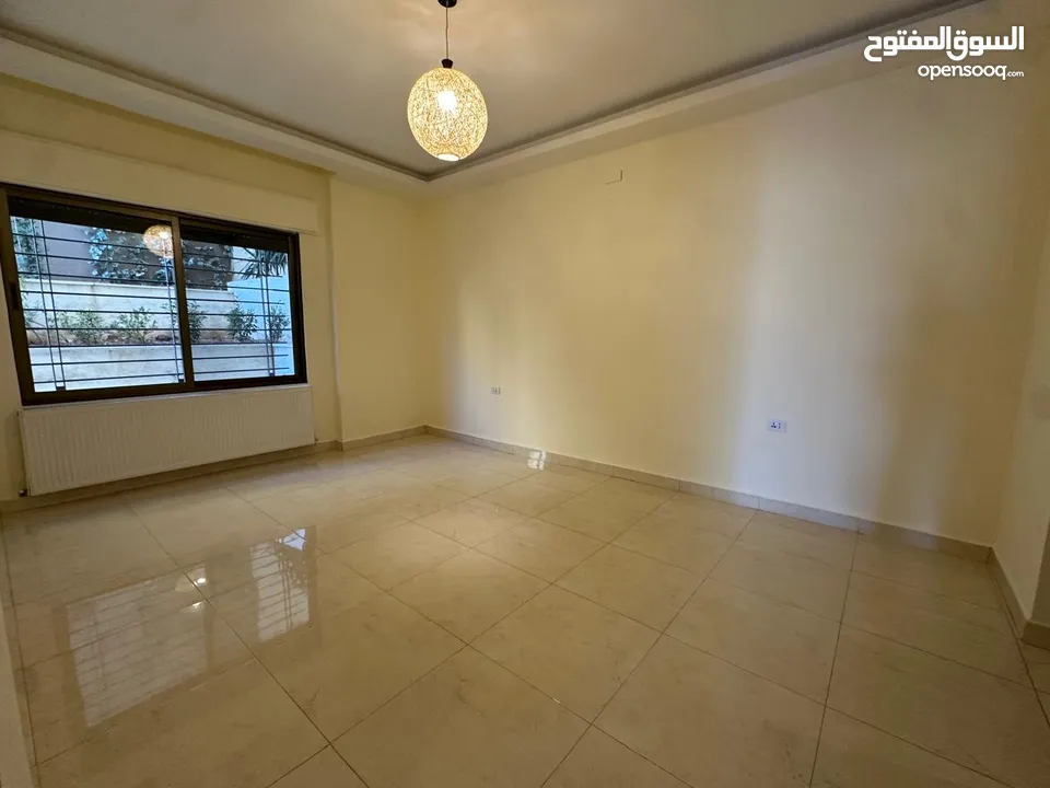 شقه غير مفروشه للأيجار في طريق المطار ( Property 40590 )-174899580