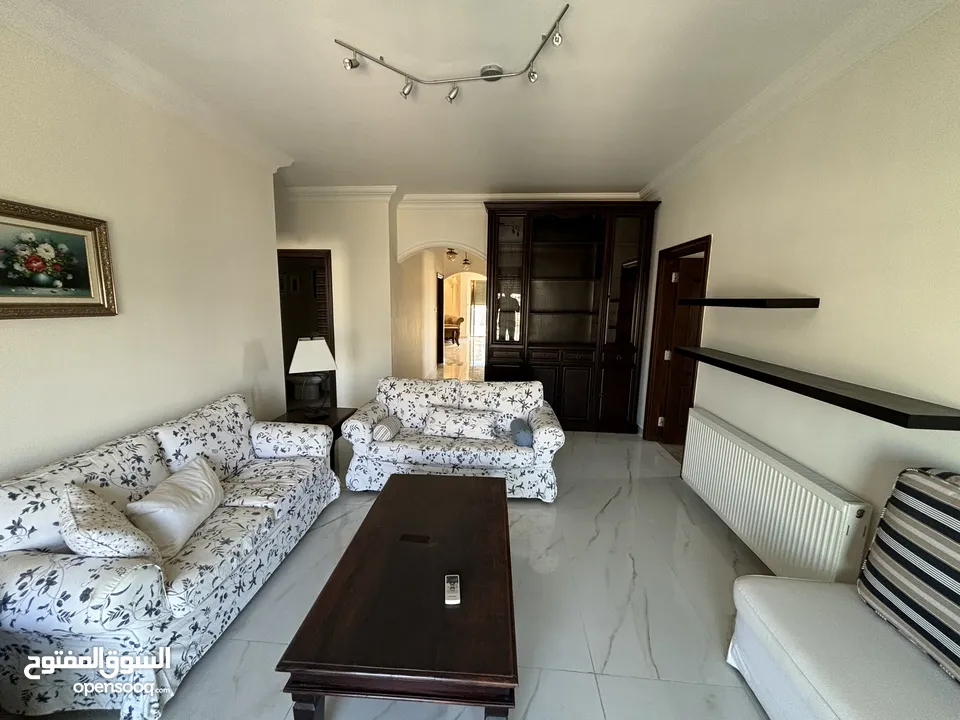 شقة مفروشة للبيع في الدوار الرابع ( Property 37804 )-174887190