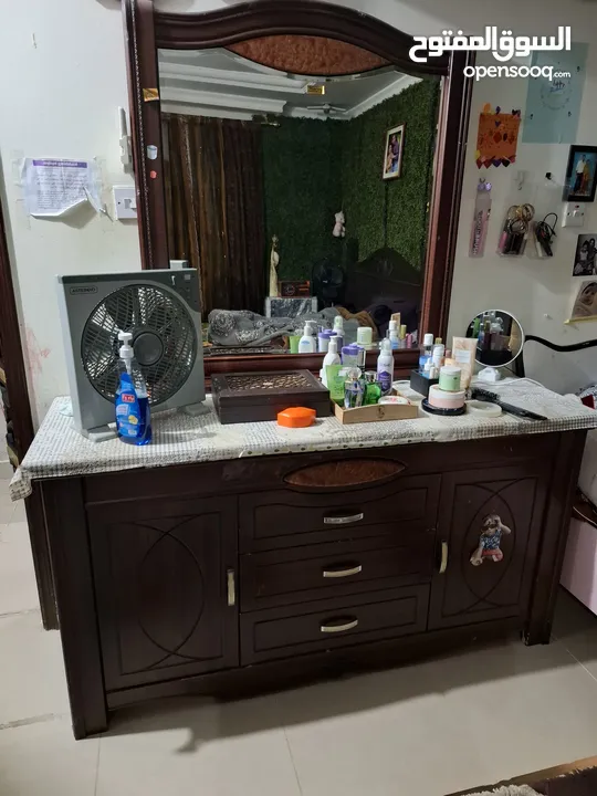 bedroom dressing  table for sale