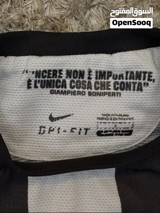 Authentic Vintage JUVENTUS 2012 2013 HOME FOOTBALL SHIRT NIKE JERSEY