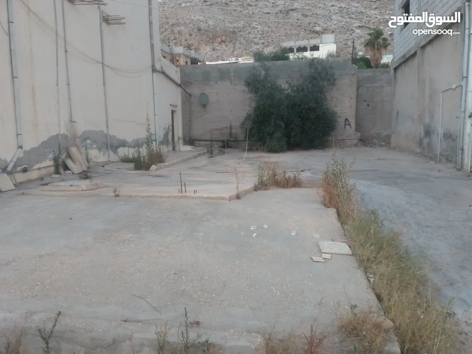 مخازن منزل للبيع