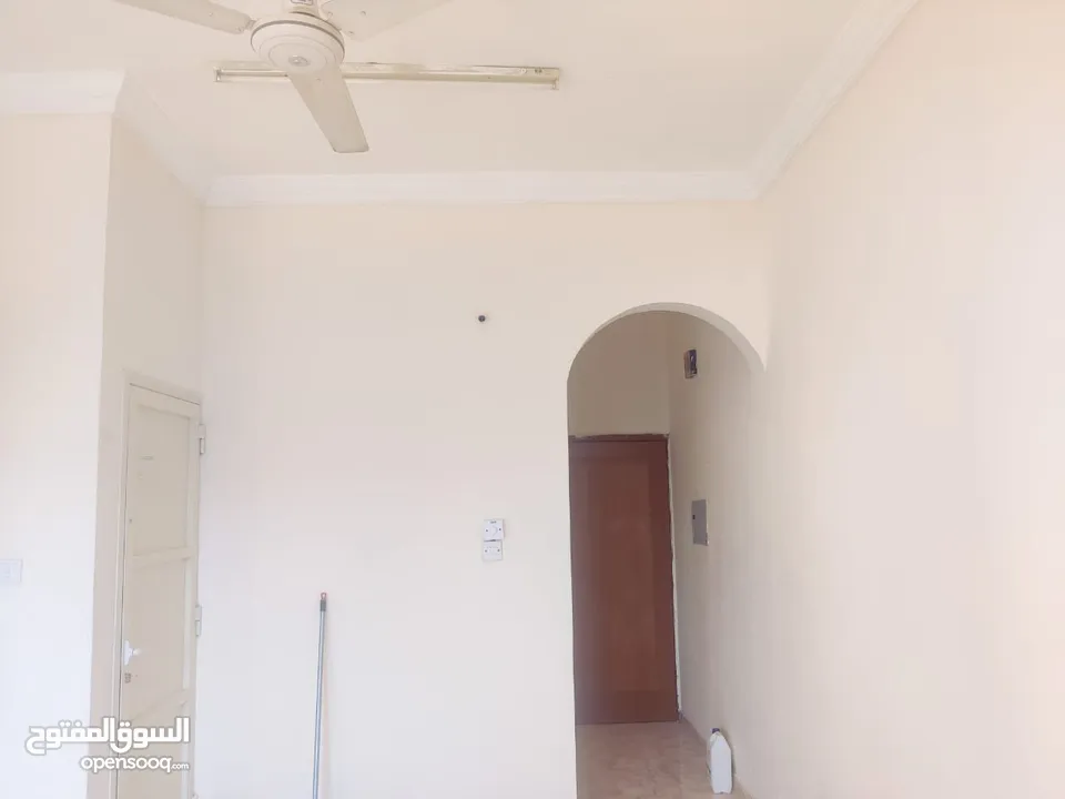 Apartment for rent in Ajman Al Mowaihat  Close to schools and available parking, Close to all servic