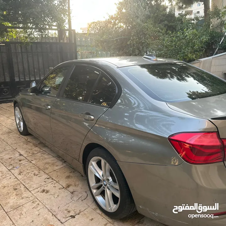 Bmw 318 , 2015 للبيع