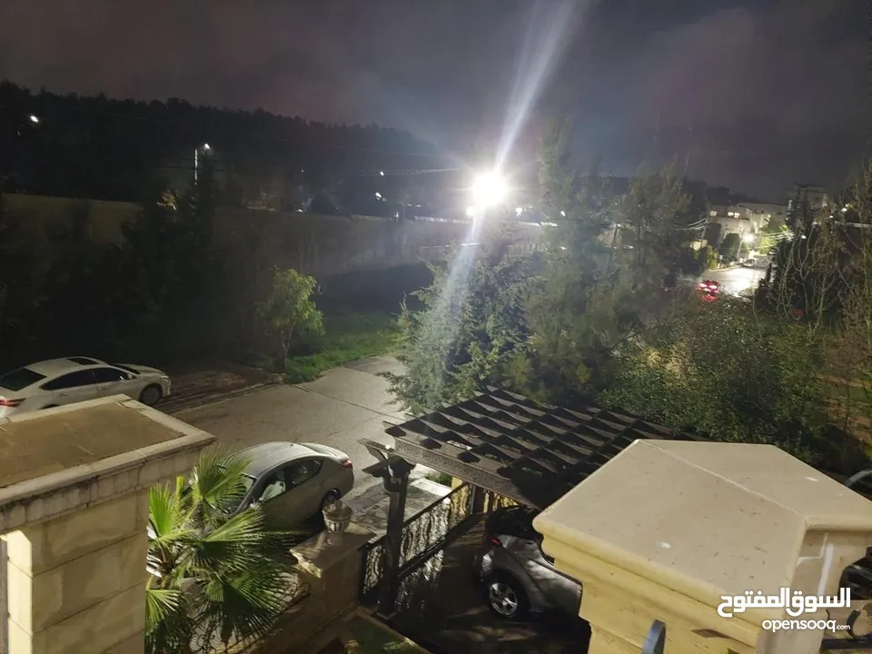للبيع فيلا شبه قصر في اجمل مواقع دابوق الهادئه 1050 م