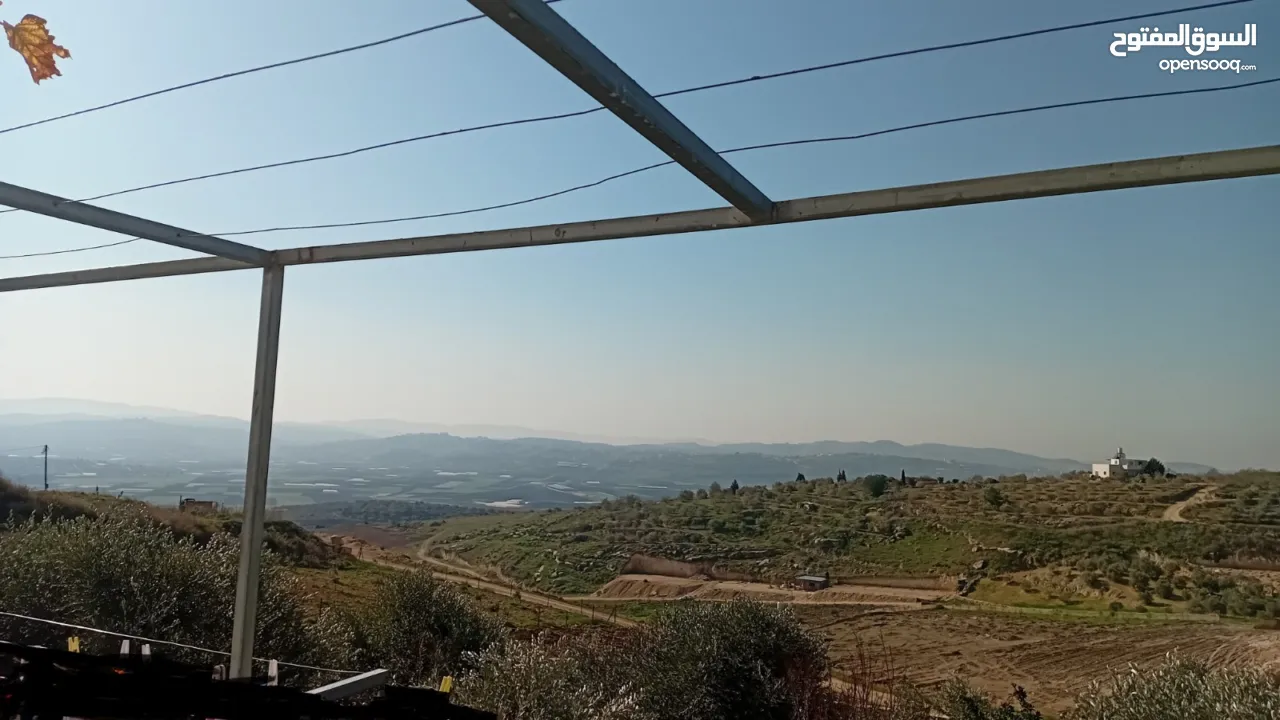 منزل مع حواصل مع ارض مستقل للبيع بناء جديد