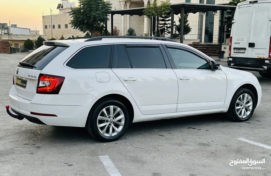 سكودا أوكتافيا