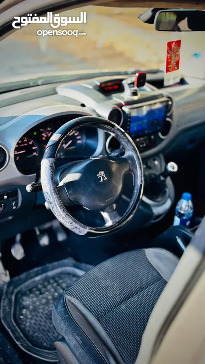 بيجو بارتنر تيبي  Blue HDi يد أولى  فحص نخب  سيارة مميزة ونظيفة  تنازل فوري عند الدفع كاش