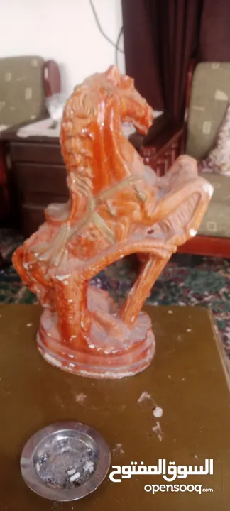 حصان قديم من فخار