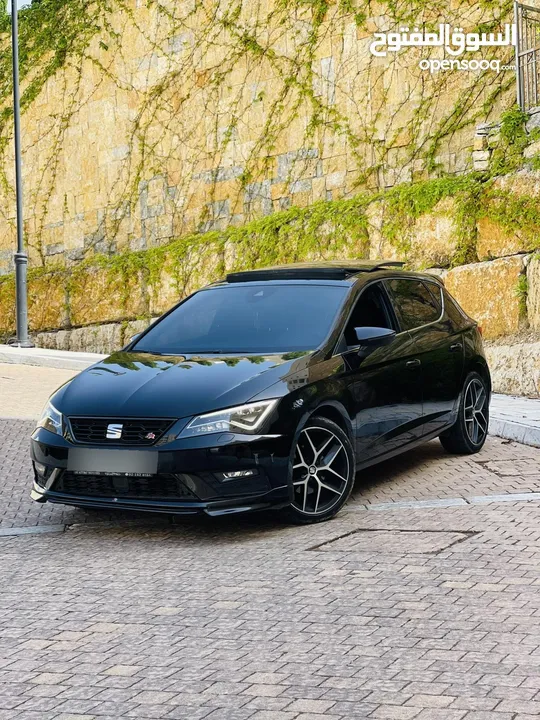 Seat Leon FR 2019 السياره  موجوده برام الله  السياره صلاة النبي فل الفل