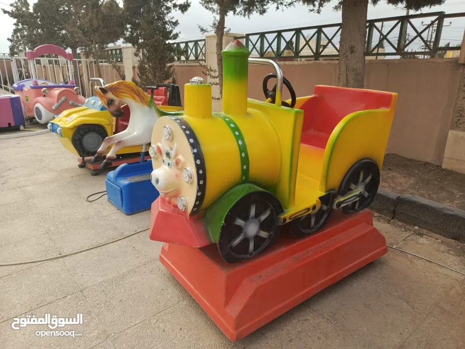 العاب هزازات اطفال وتجهيز الحدائق