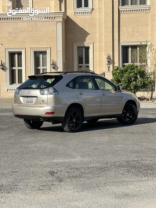 لكزس RX330 موديل 2004