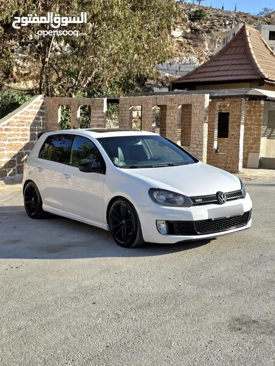 جولف gti اصل للبيع بسعر مغري