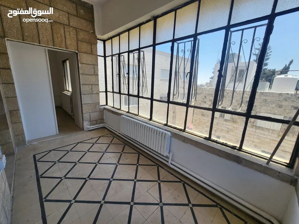 عمارة للبيع في منطقة جبل عمان / الويبدة - ref:14622